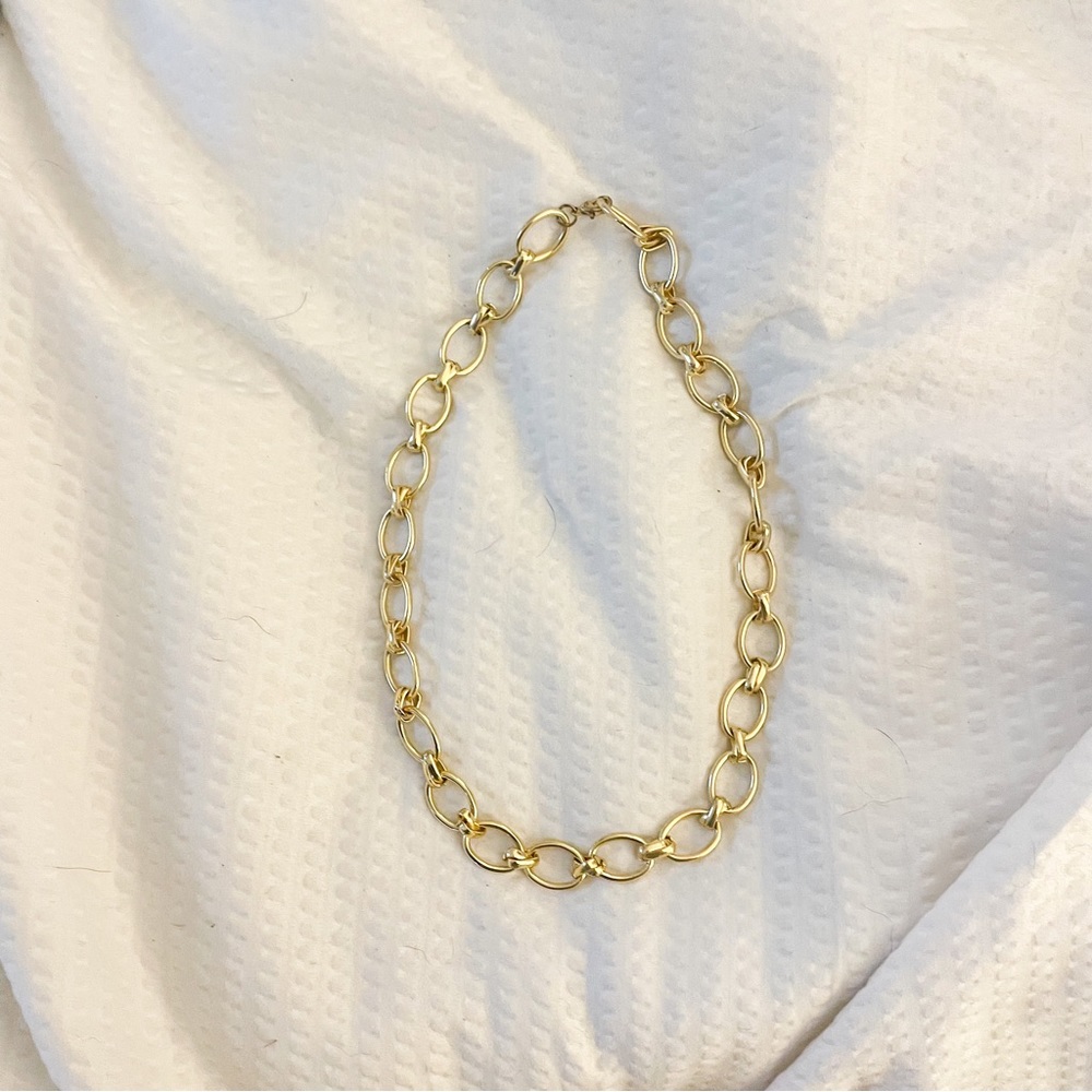 Bundle of 4 gold necklaces